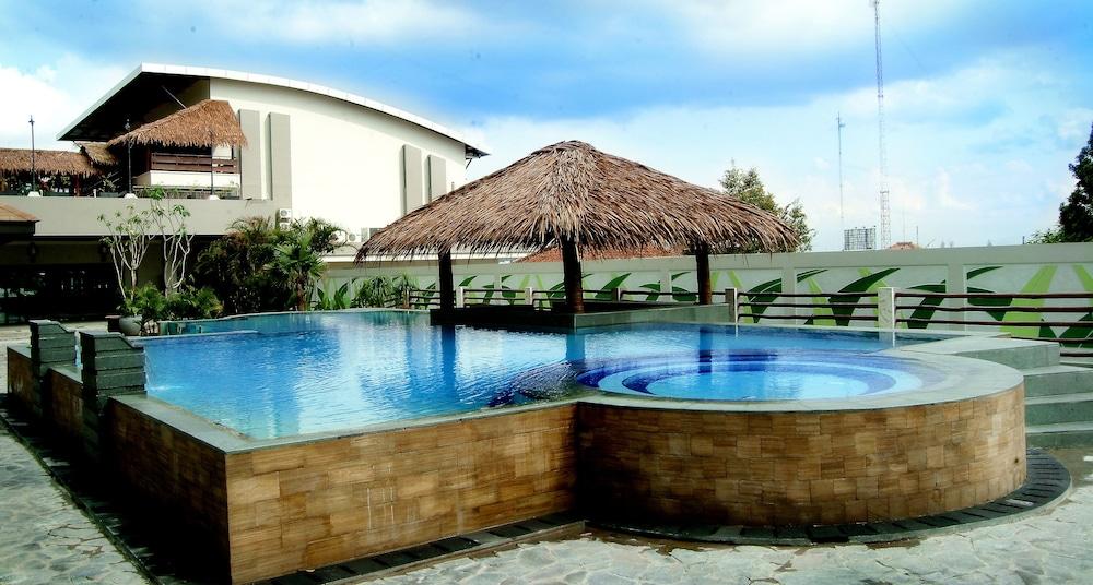 Banana Inn By Kagum Hotels Bandung Zewnętrze zdjęcie