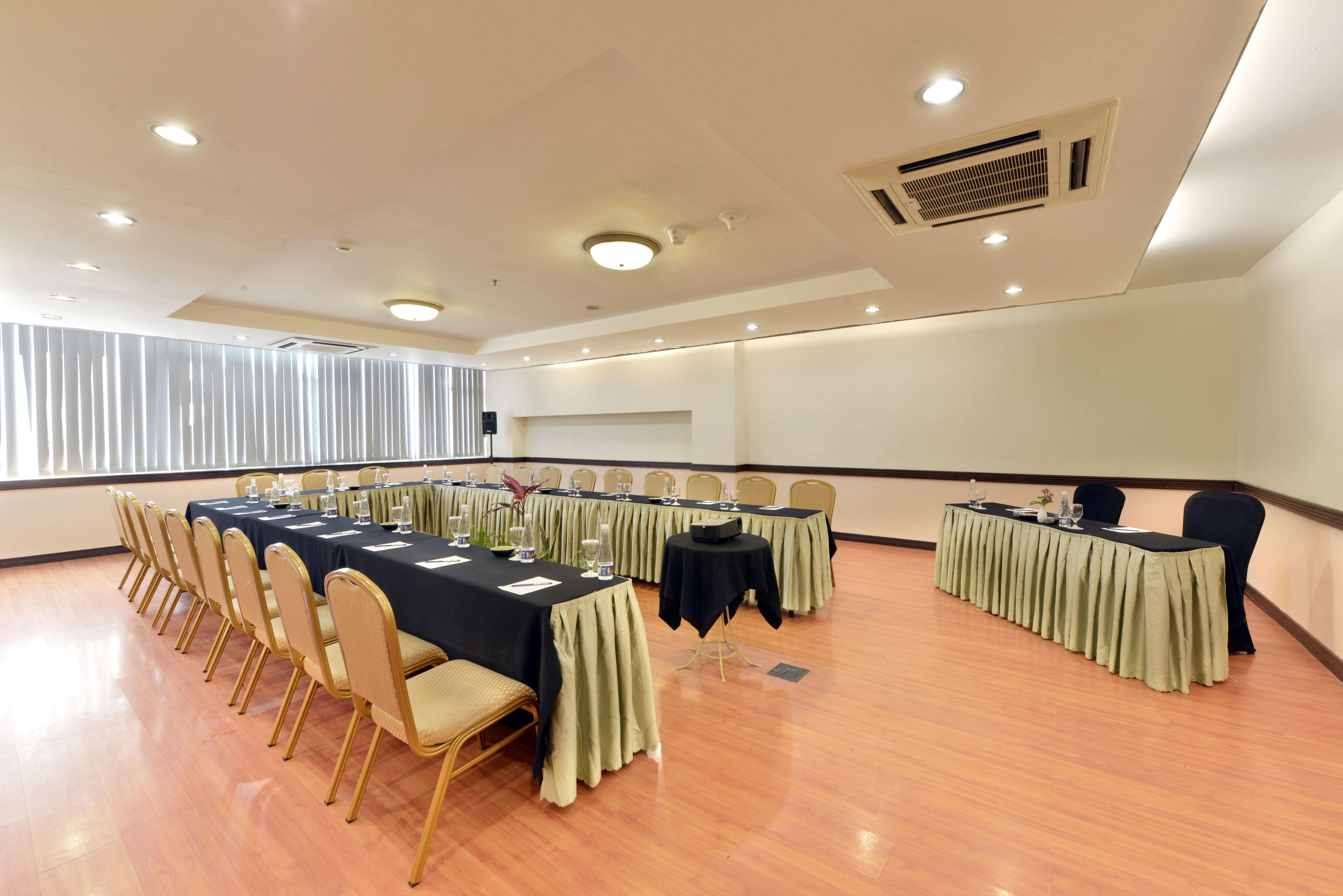 Banana Inn By Kagum Hotels Bandung Zewnętrze zdjęcie